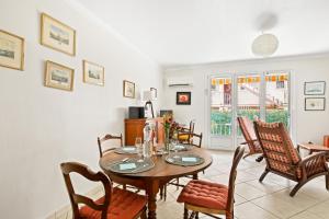 Appartements Maisonnette au calme et a 3mn du centre de Sanary - climatisee - proche portissol : photos des chambres