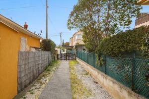 Appartements Maisonnette au calme et a 3mn du centre de Sanary - climatisee - proche portissol : Maisonnette