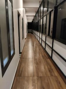 Ponnus Residency