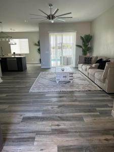 Beautiful New construction home - New Pool & Spa!