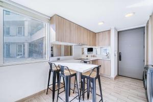 City Retreat - 2D - Wifi & Parking in Barrio Italia