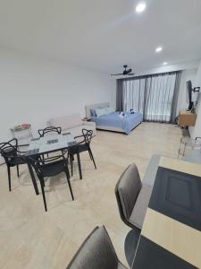 Fabulosa vista al mar desde la piscina infinita