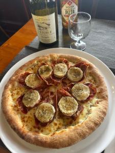 Hotels Hotel Terminus - Pizzeria Pizz'a gogo - salle de sport - face a la gare : photos des chambres