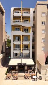 Klebrido Hotel and Restaurant