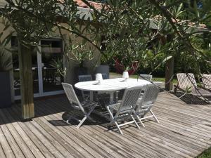 Maisons de vacances Maison calme 160m2 (1,8km plage) : photos des chambres