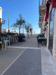 Yali Suites Bed and Breakfast