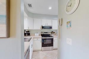 Inverness Village 942