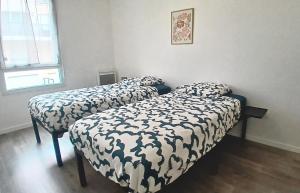 Appartements HIBISCUS - Duplex avec Jardin prive - 6 Pers- Entree Autonome - Wifi & Parking Gratuite : photos des chambres