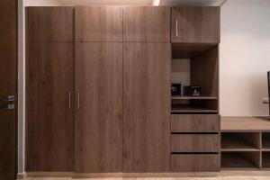 Luxury Studio with Pool and Gym - Modern and Central - at Syrena Condos 201