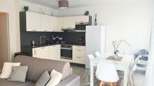 Appartements HIBISCUS - Duplex avec Jardin prive - 6 Pers- Entree Autonome - Wifi & Parking Gratuite : photos des chambres
