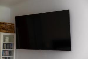 Ochota Apartment - Balcony - by Rentujemy