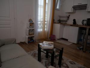 a studio in heart of Montmart sacré coeur