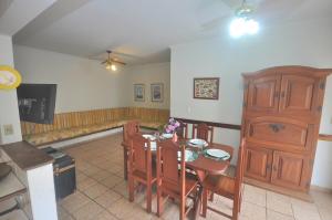 8 pessoas ao Lado da Praia do Tenorio e Praia Grande!