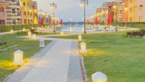 Porto Matrouh Unique Chalet 81001