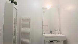 Appartements HIBISCUS - Duplex avec Jardin prive - 6 Pers- Entree Autonome - Wifi & Parking Gratuite : photos des chambres