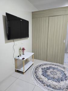 Rhoydez Condotel Breeze Residence