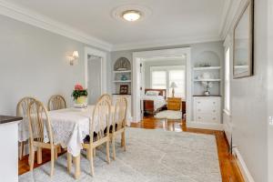 5 Mi to Beaches Historic Apartment in Westerly!