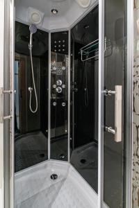 Deluxe Apartment with 2 Bedroom in Center Varna
