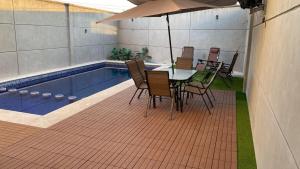 House in Teques Rooftop with view and pool for 15