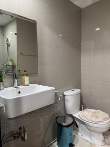 Panoramic Landscape Seaview, 2BR, near Airport, 11m