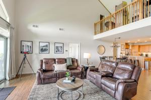 Walk to Sugar Mtn Slopes and Trails Mountaintop Gem