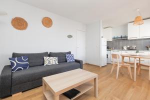 LERINS Appartement rénové Idéal famille Plages de juan les Pins à 200m Tout confort & parking