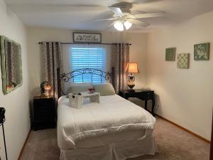 Secret Garden getaway close to I 75