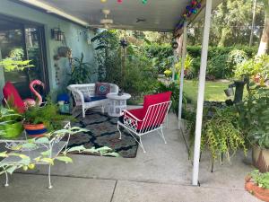Secret Garden getaway close to I 75