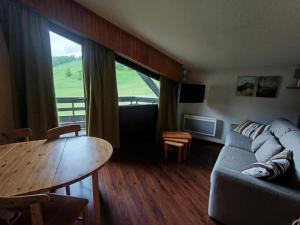 Appartements Residence Ferme D'augustin - Beau 2 pieces - skis aux pieds - Superbe vue MAE-8514 : photos des chambres