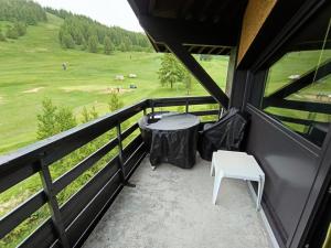 Appartements Residence Ferme D'augustin - Beau 2 pieces - skis aux pieds - Superbe vue MAE-8514 : photos des chambres