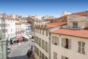 CASA RIVIERA Ecrin moderne ,tout confort, 300 m Croisette