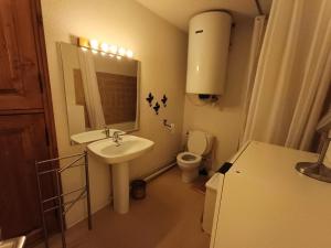 Appartements Residence Ferme D-augustin - 3 pieces pour 6 personnes - Skis aux pieds MAE-9234 : photos des chambres