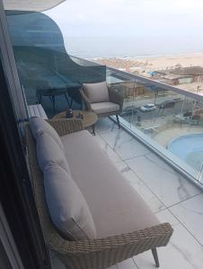 White Titanic Studio Premium