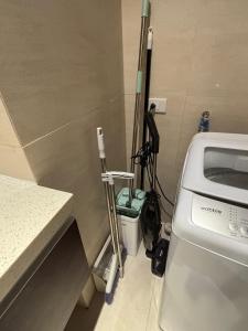 300 Mbps WiFi , Netflix , Coffee machine , Tambuli