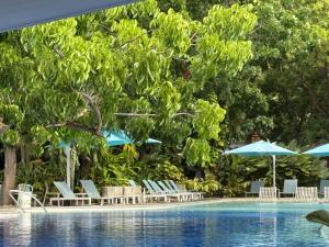 300 Mbps WiFi , Netflix , Coffee machine , Tambuli