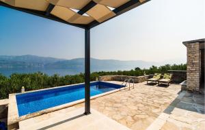 Stunning Home In Postira