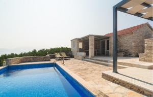 Stunning Home In Postira