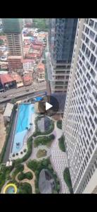 The pinnacle residents