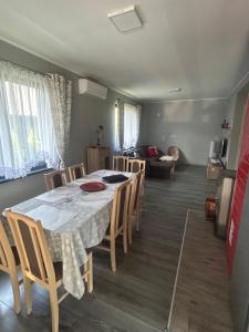 Mazury Dom Oskar nad jeziorem Sasek Wielki z jakuzzi