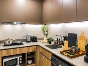 Modern-Design Apt 45 sqm - Ultra Fast WiFi - Ekamai