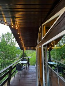 Файна хата 4