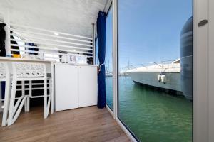 Alghero houseboat Blue Zone img17