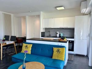 Appartements LES ANGES -F2 Appartement, terrasse vue mer, piscine, wifi : photos des chambres