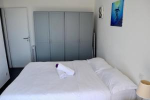 Appartements LES ANGES -F2 Appartement, terrasse vue mer, piscine, wifi : photos des chambres