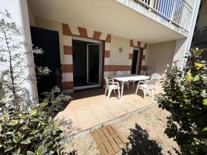 Résidence Les Vertmarines - 226 - Appartement tout confort en résidence avec piscine au Verdon sur Mer MAE-9133