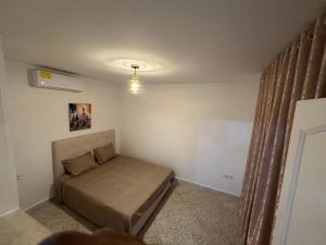 DAR AZAIEZ El Haouaria Villa 4 Chambres climatisé belle piscine