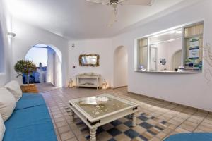 Yades Suites - Apartments & Spa Paros Greece