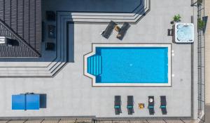 Villa Dalmatia with Sauna, Hot tub, Heated pool