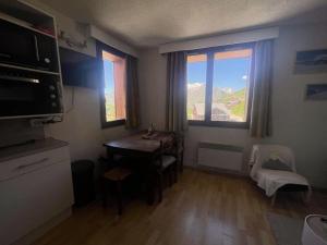 Résidence Montana 2 - Appartement cosy avec départ ski aux pieds MAE-5581