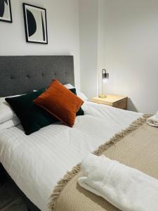 2 Bedr 2 Bath Balcony Lux Digbeth Apex Lofts 101